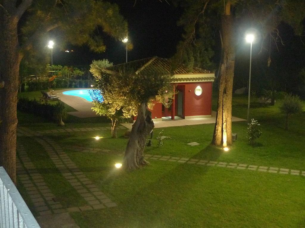 Villa Palazzo Rosso Riposto Exterior foto